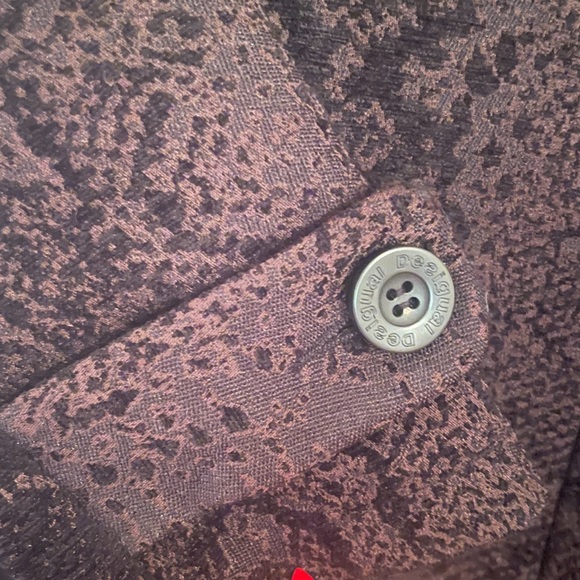 Coat - Picture 4 of 9